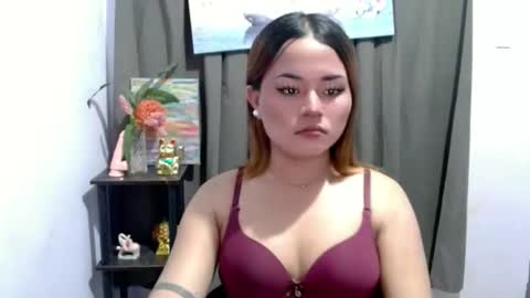 sweethotlove_xoxo online show from October 23, 2025, 4:50 pm
