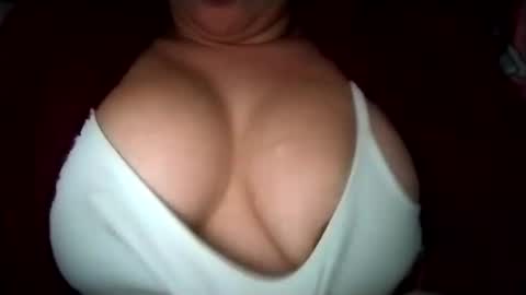 Ana Mara  i cant Make noise My family is here  online show from February 18, 2025, 4:58 am