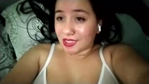 Ana Mara  i cant Make noise My family is here  online show from February 20, 2025, 7:01 am