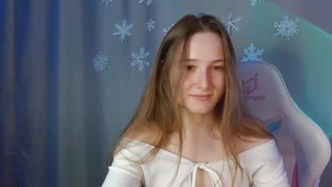 Annie online show from December 9, 2024, 11:24 pm