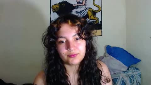 Snapshot of sweetie_maryy chatting on March 13, 2026, 5:19 pm Maria my insta sweetie maryy online show from March 13, 2026, 5:19 pm