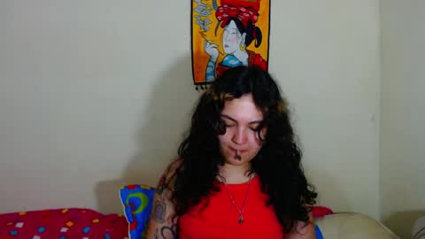 Snapshot of sweetie_maryy chatting on May 3, 2026, 5:41 pm Maria my insta sweetie maryy online show from May 3, 2026, 5:41 pm