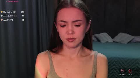 sweetieee_kira online show from March 13, 2026, 1:12 am