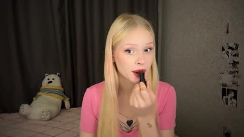 sweetie Lisa3 online show from January 7, 2025, 3:24 am