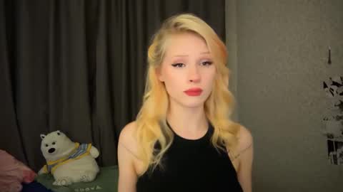 sweetie Lisa3 online show from January 20, 2025, 2:14 pm