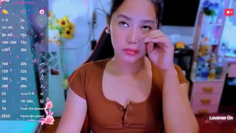 Nicole online show from December 4, 2025, 11:52 am