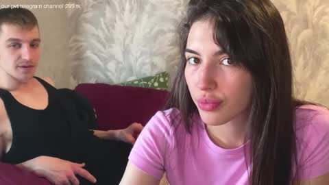 Welcome to our room We are Renata21 and Bogdan 24 online show from May 20, 2026, 1:17 pm