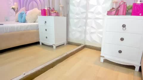 Snapshot of sweetkata_ chatting on April 29, 2026, 8:04 pm kata online show from April 29, 2026, 8:04 pm