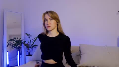 SweetKira1 online show from March 9, 2026, 3:38 pm