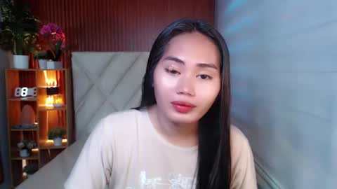 Snapshot of sweetladyboyx chatting on September 13, 2025, 10:53 pm   online show from September 13, 2025, 10:53 pm