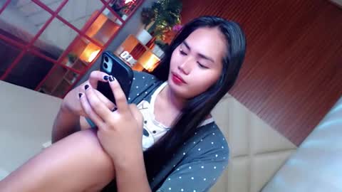 Snapshot of sweetladyboyx chatting on September 19, 2025, 11:05 pm   online show from September 19, 2025, 11:05 pm