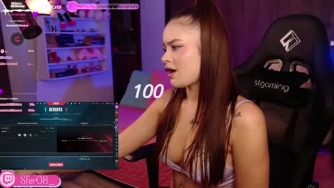 Snapshot of sweetlee_1 chatting on December 12, 2024, 2:04 am online show from December 12, 2024, 2:04 am