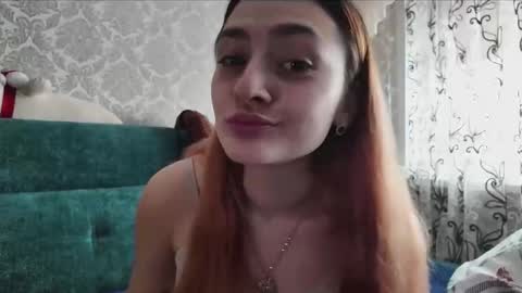 sweetliaison online show from January 12, 2026, 7:35 am