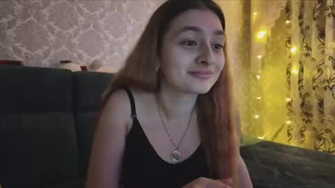 sweetliaison online show from March 9, 2026, 5:17 pm