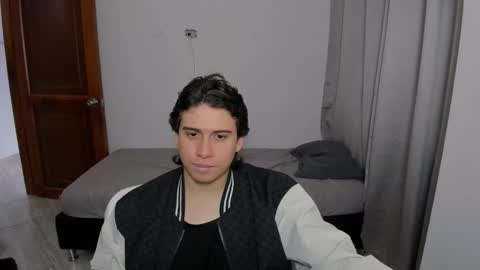 Snapshot of sweetlian_04 chatting on October 9, 2025, 7:12 pm Lian online show from October 9, 2025, 7:12 pm