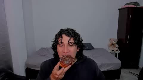 Lian online show from February 16, 2026, 2:51 am