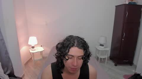 Lian online show from April 19, 2026, 1:16 am