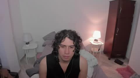 Lian online show from April 23, 2026, 12:56 am