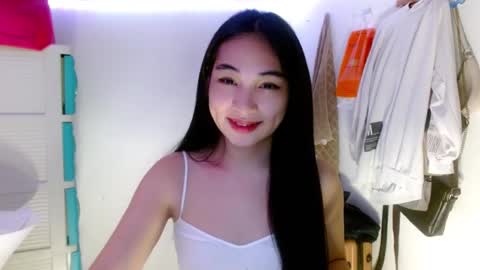 Lilly online show from March 12, 2025, 2:20 am