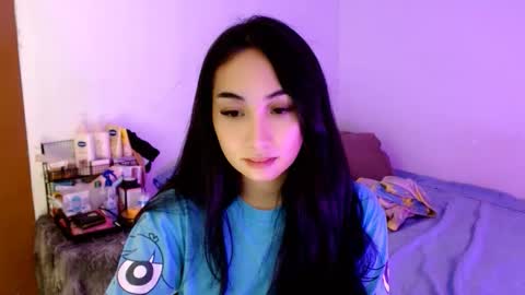 Lilly online show from November 21, 2025, 11:58 pm