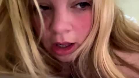 Lisa  online show from February 21, 2025, 2:06 pm