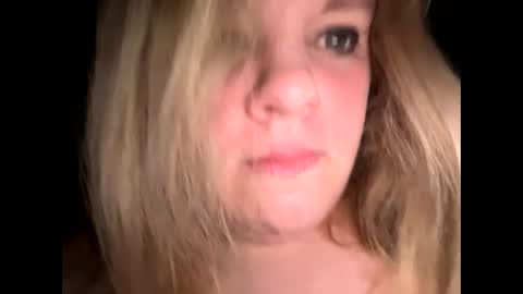 Snapshot of sweetlisa92 chatting on June 11, 2026, 8:45 am Lisa online show from June 11, 2026, 8:45 am
