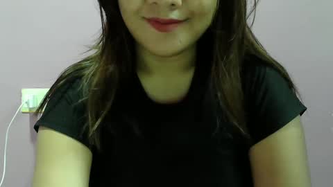 Snapshot of sweetliza20 chatting on March 6, 2025, 6:41 am Liz online show from March 6, 2025, 6:41 am