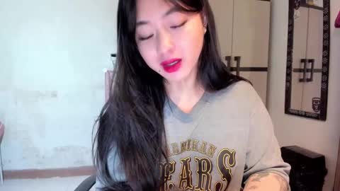 Zoe online show from January 11, 2025, 6:44 pm