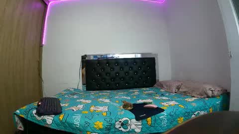 sweetmagic6 online show from October 26, 2025, 2:28 am