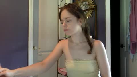 sweetmarie223 online show from May 12, 2026, 4:15 pm