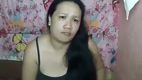 Snapshot of sweetnipples1987 chatting on December 8, 2024, 11:51 pm sweetnipples1987 online show from December 8, 2024, 11:51 pm