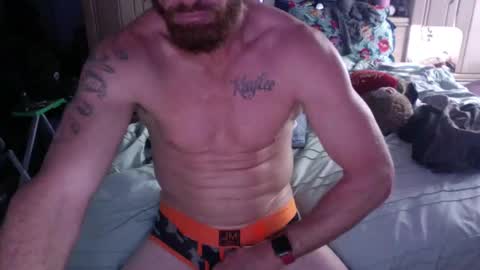 WeAim2PZzz online show from January 10, 2025, 6:17 pm