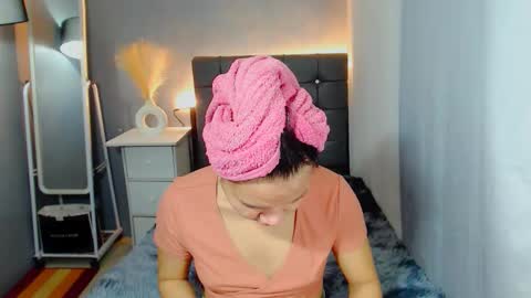 Snapshot of sweetnwildts chatting on October 13, 2025, 1:38 am Ghena online show from October 13, 2025, 1:38 am