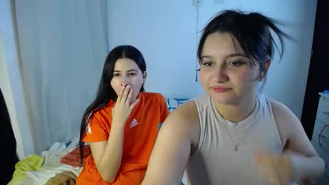 Caro  Lily online show from November 17, 2025, 3:34 am
