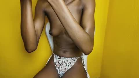 Snapshot of sweetpussy135 chatting on May 11, 2026, 4:40 am slim ivy online show from May 11, 2026, 4:40 am