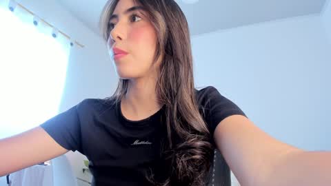 Snapshot of sweetpussyhot_ chatting on December 8, 2024, 12:30 pm Hello Welcome Im here from WEDNESDAY to SUNDAY 430am to  830am and 3  to 7  timeMONDAY and TUESDAY i rest online show from December 8, 2024, 12:30 pm