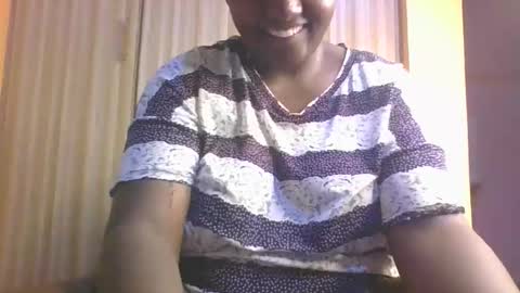 Snapshot of sweetrose2049 chatting on February 7, 2026, 9:40 pm Rose Watetu online show from February 7, 2026, 9:40 pm