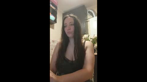 Snapshot of sweetrose_9009 chatting on June 10, 2026, 7:46 pm Madeline online show from June 10, 2026, 7:46 pm