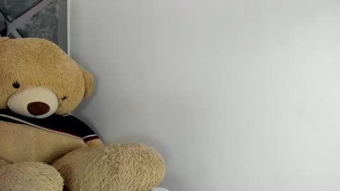 sweetsalome_01 online show from October 31, 2025, 11:44 am