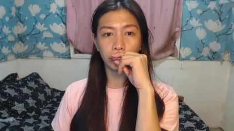 Snapshot of sweetsensation69xx chatting on February 13, 2025, 12:21 pm Sweet online show from February 13, 2025, 12:21 pm