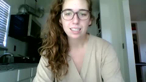 sweetsocalgirl online show from January 12, 2025, 6:05 pm