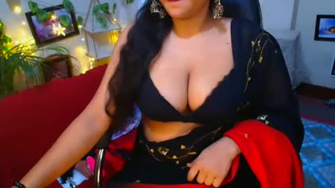 Snapshot of sweetsour18 chatting on September 13, 2025, 12:32 am SweetSour online show from September 13, 2025, 12:32 am