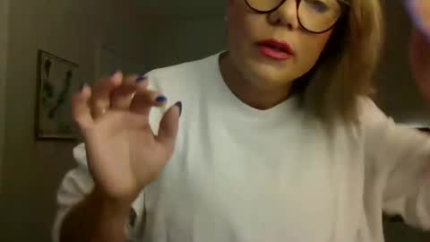 sweetsugar1979 online show from November 24, 2025, 2:11 am