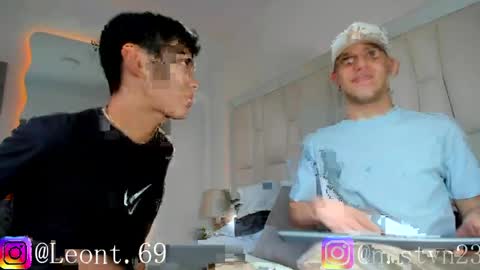 sweett_candy2 online show from April 4, 2026, 10:29 pm