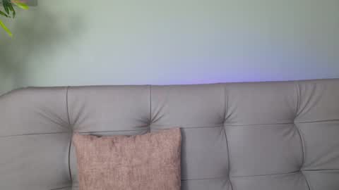    online show from February 27, 2025, 4:21 pm