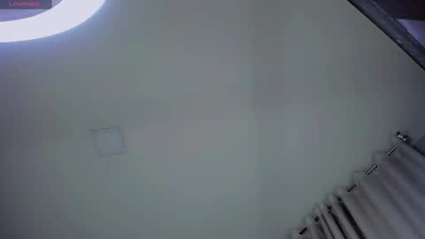 Snapshot of sweett_shinexx chatting on February 13, 2025, 11:58 pm angel online show from February 13, 2025, 11:58 pm