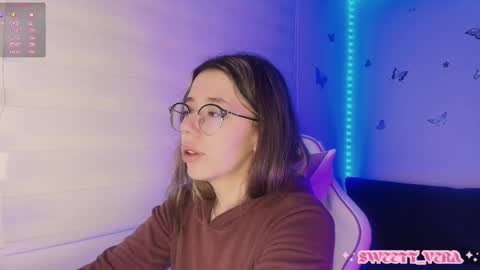 Veronica Independent Model online show from November 7, 2025, 10:04 am