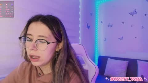 Veronica Independent Model online show from December 5, 2025, 12:14 pm