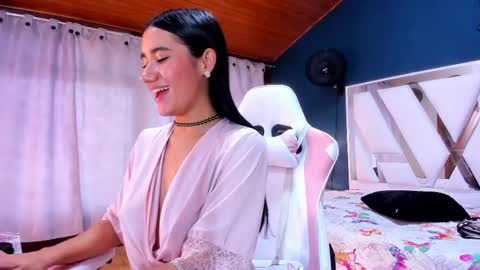 ALONDRA online show from February 22, 2025, 9:48 pm