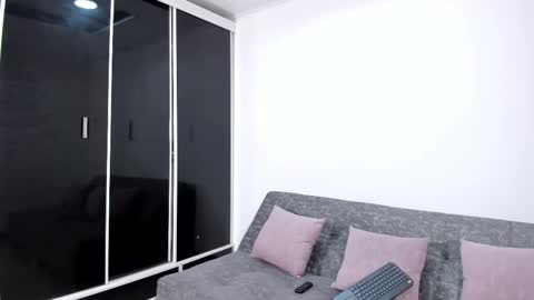 ALONDRA online show from September 16, 2025, 12:11 am